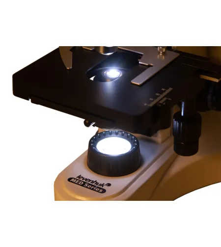 Тринокулярный микроскоп Levenhuk MED D10T LCD Digital