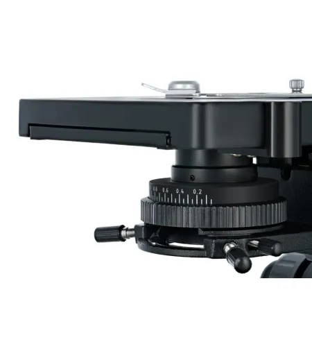 Тринокулярный микроскоп Levenhuk MED 40T