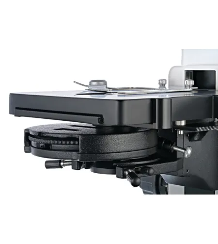 Микроскоп цифровой Levenhuk MED D45T LCD, тринокулярный