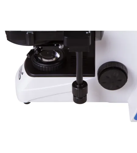 Микроскоп цифровой Levenhuk MED D45T LCD, тринокулярный