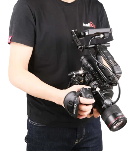 SmallRig 2075 EVF Support for Canon C200 Monitor