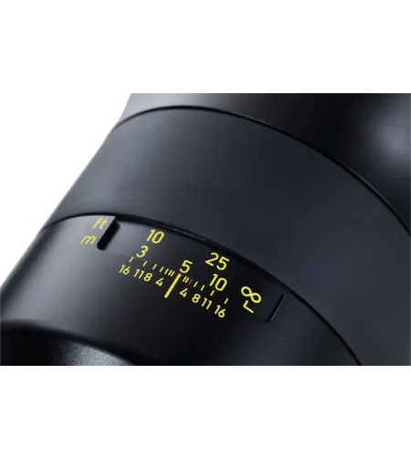 Zeiss Otus 55mm f/1.4 Canon EF (ZE)