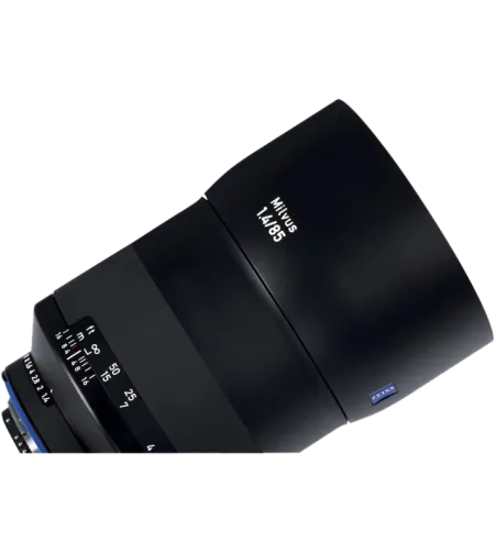 Zeiss Milvus 85mm f/1.4 Canon EF (ZE)