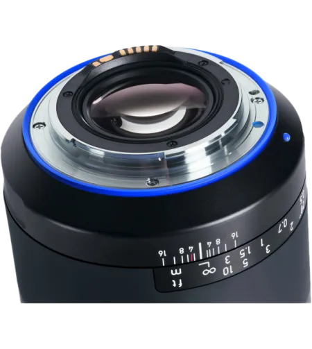 Zeiss Milvus 25mm f/1.4 Nikon F (ZF.2)